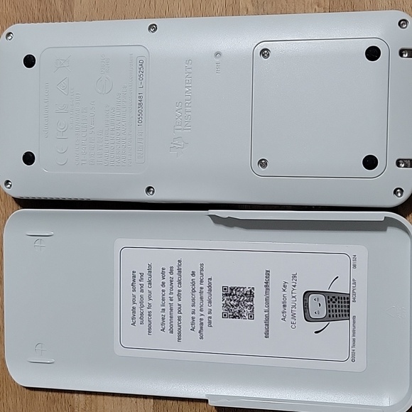 TI-84 Plus CE Python Calculator - Picture 4 of 5